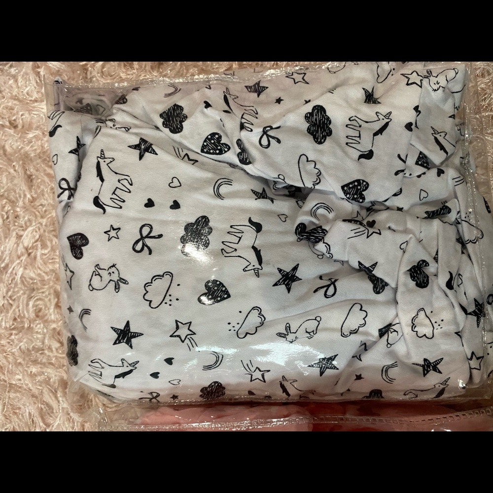 Crib sheets - Picture 3 of 3